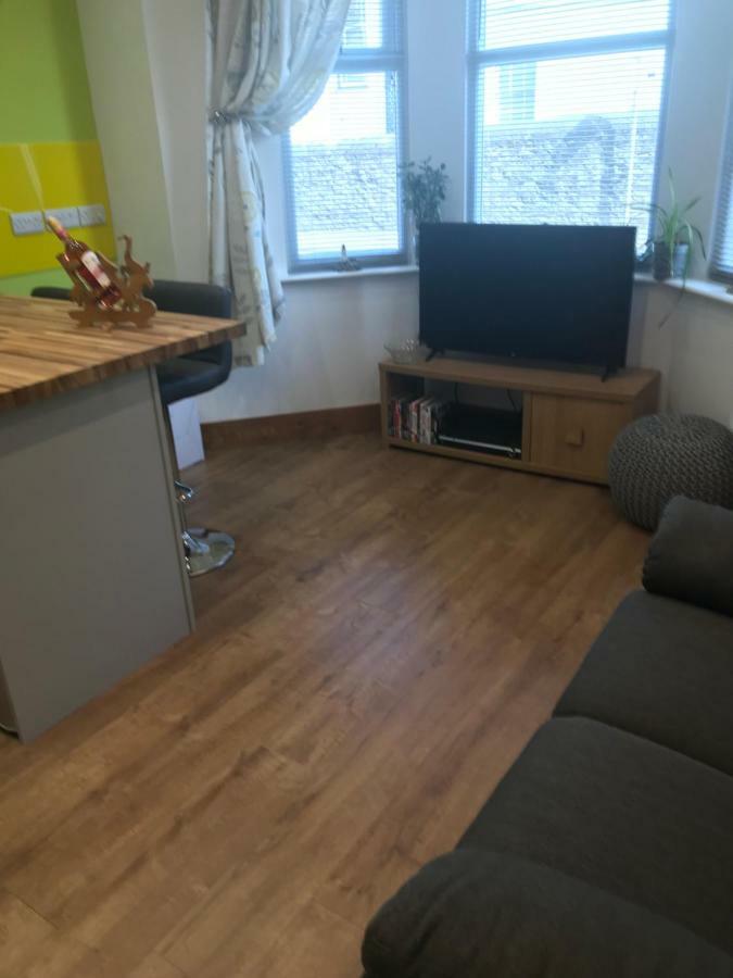 Nant Apartment - Ground Floor Menai Bridge Exterior photo