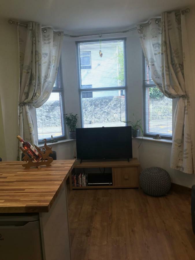 Nant Apartment - Ground Floor Menai Bridge Exterior photo